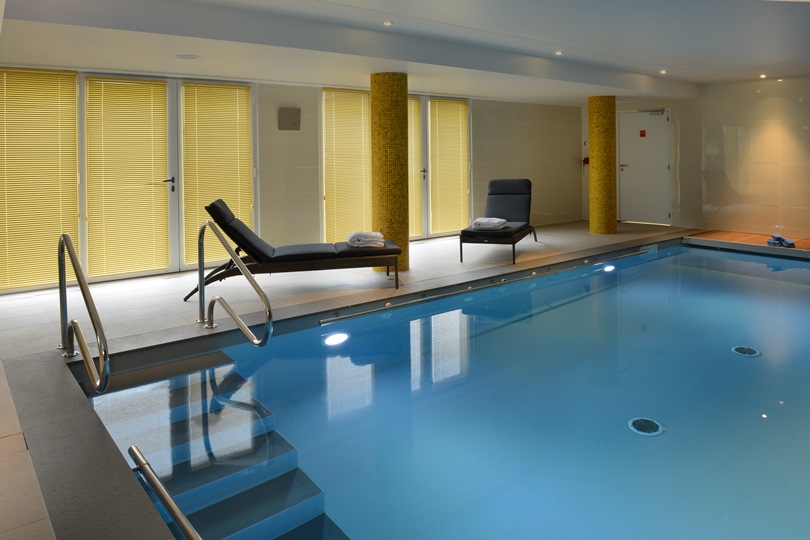 Résidence DOMITYS  Les Falaises Blanches  : Résidence Services Seniors DOMITYS de Bayeux - Piscine